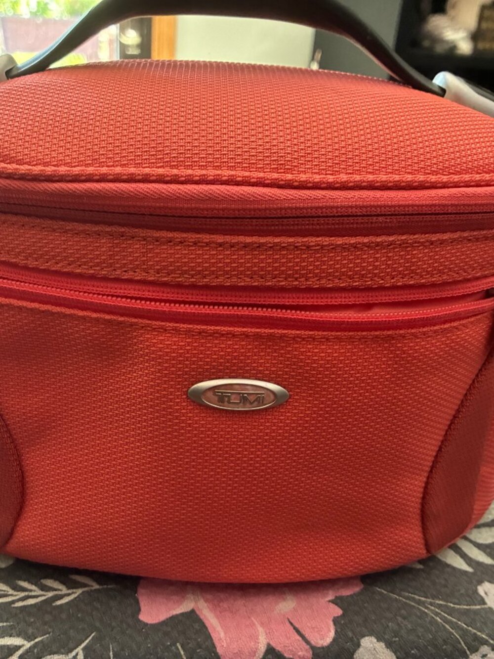 Vintage Tumi T3 Train Make-up/Toiletry Case Coral